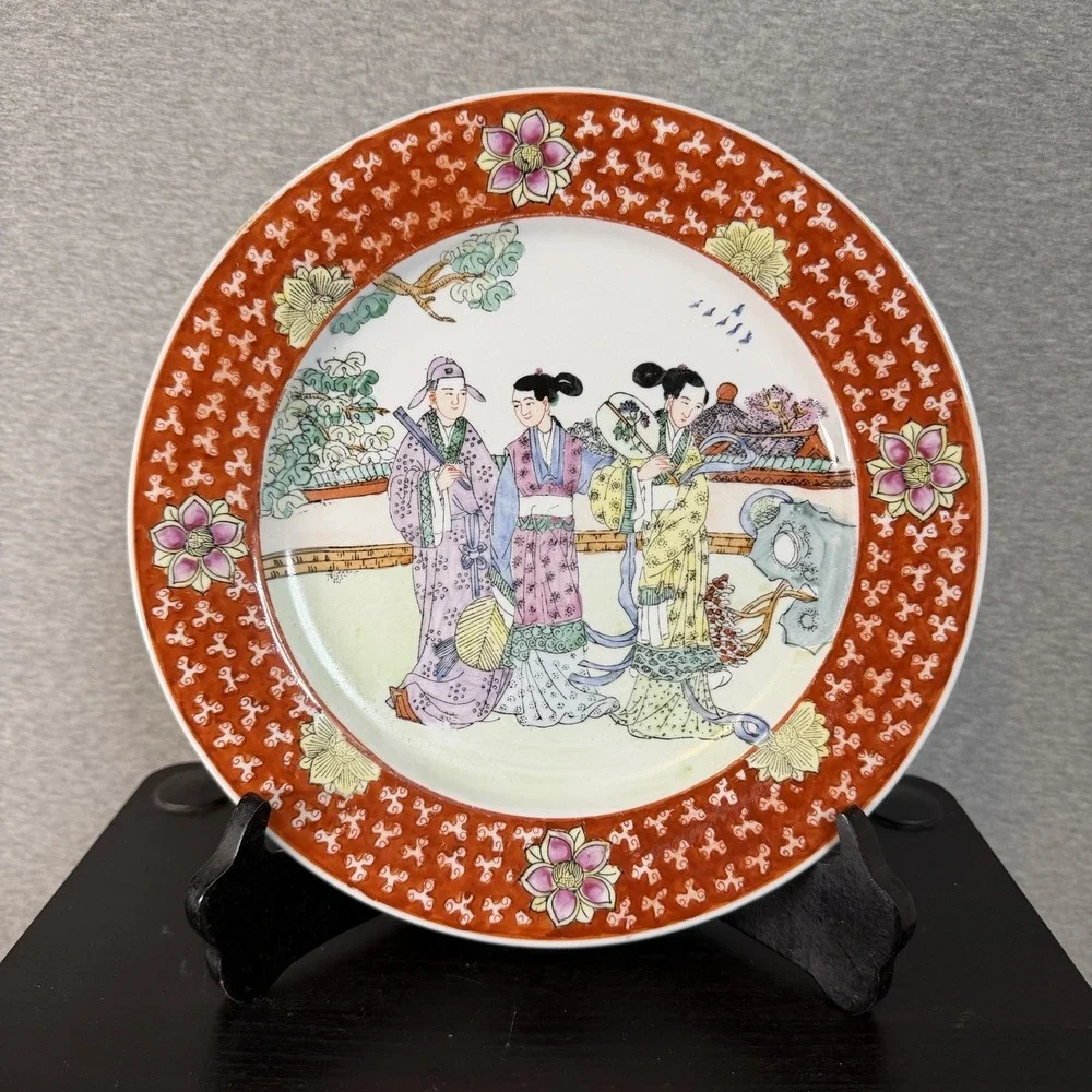 Chinese Famille Rose Porcelain Plate Hand Painted Garden Court Figures 10